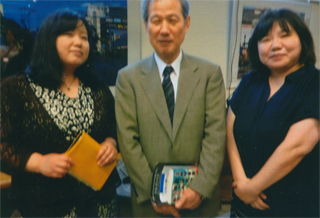 中田順子さん（左）、田所智子さん（右）と