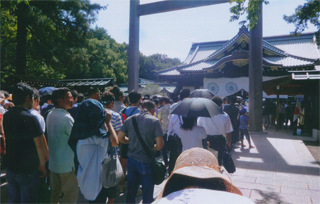 長蛇の列が出来てました