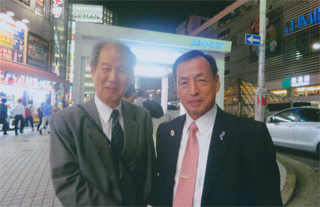 道でバッタリ会いました。田母神さんに