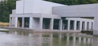 わざわざ人工湖を造ったそうです