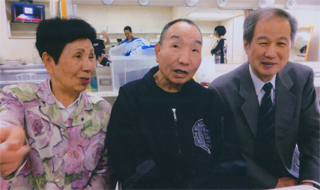 お姉さん、巖さん、鈴木