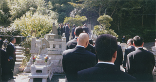 全国から多くの人が参列しました