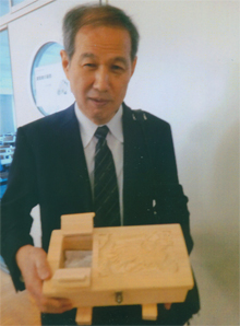 ミニチュアの「棺」です