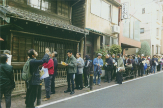 こんなに並んでます