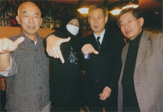 レーニンさん。レッド・ウルフさん。松岡社長