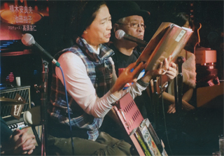 「伝説のグラビアアイドル」ホーン・ユキさん