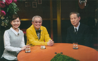 勝谷誠彦さん、榎木アナと。2/17サンテレビ