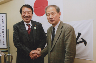 講演が終わって。山田さんと