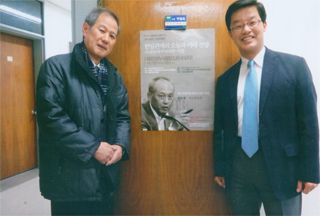 朴先生の研究室で