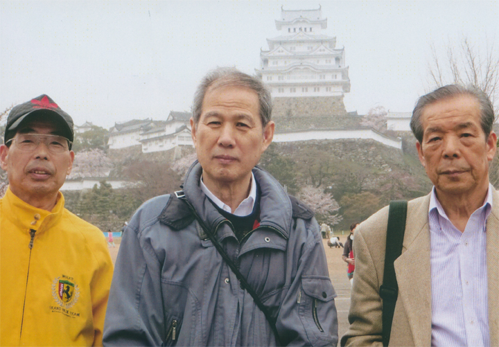 飛松五男さん（右）と