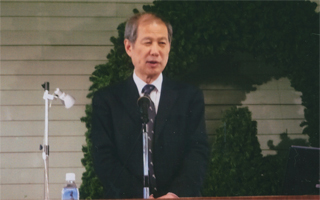 私も初めに挨拶