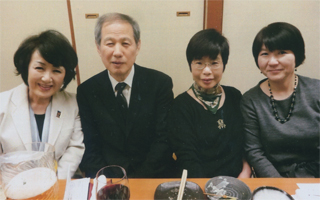 宮沢賢治の子孫の人も