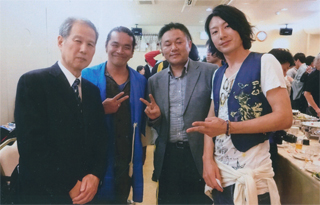 近藤、長倉がいます