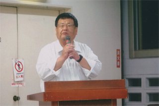 来賓挨拶の松本均さん