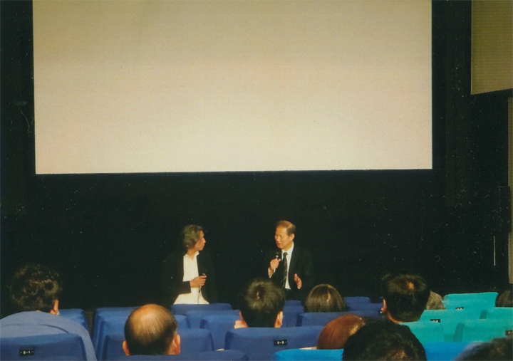 映画館でカミュについて話す。6/13（土）