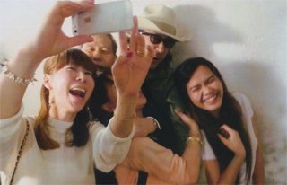 ミュージシャン、フィリピンの人も