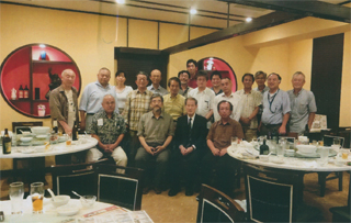 二次会の記念撮影