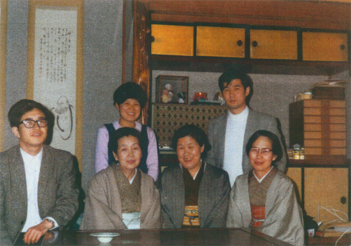 昔の私もいます。右うしろ