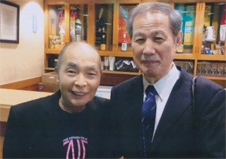 ザ・ニュース・ペーパーを見ました