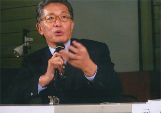 第１部。内田樹さんの講演。