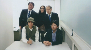 アナウンサーも加わって…