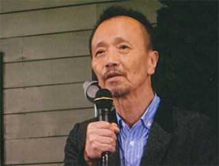 講演する蓮池透さん