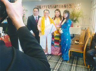 井脇ノブ子さんの誕生日パーティ。2/11（日）