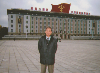 キム・イルソン広場で（10/24）